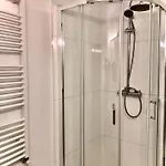Kino Na Lace Z Jacuzzi I Prywatna Sala Kinowa Pensión