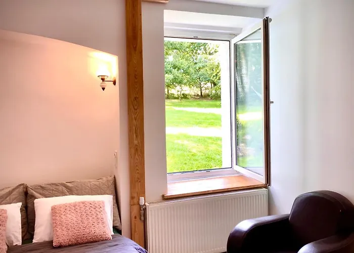 Kino Na Lace - Z Prywatna Sala Kinowa Gasthof